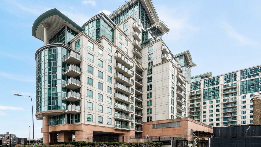 2A St Geogre Wharf SW8 2LE-LowRes-12